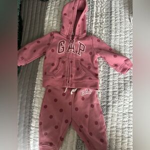Baby gap sweatsuit bundle